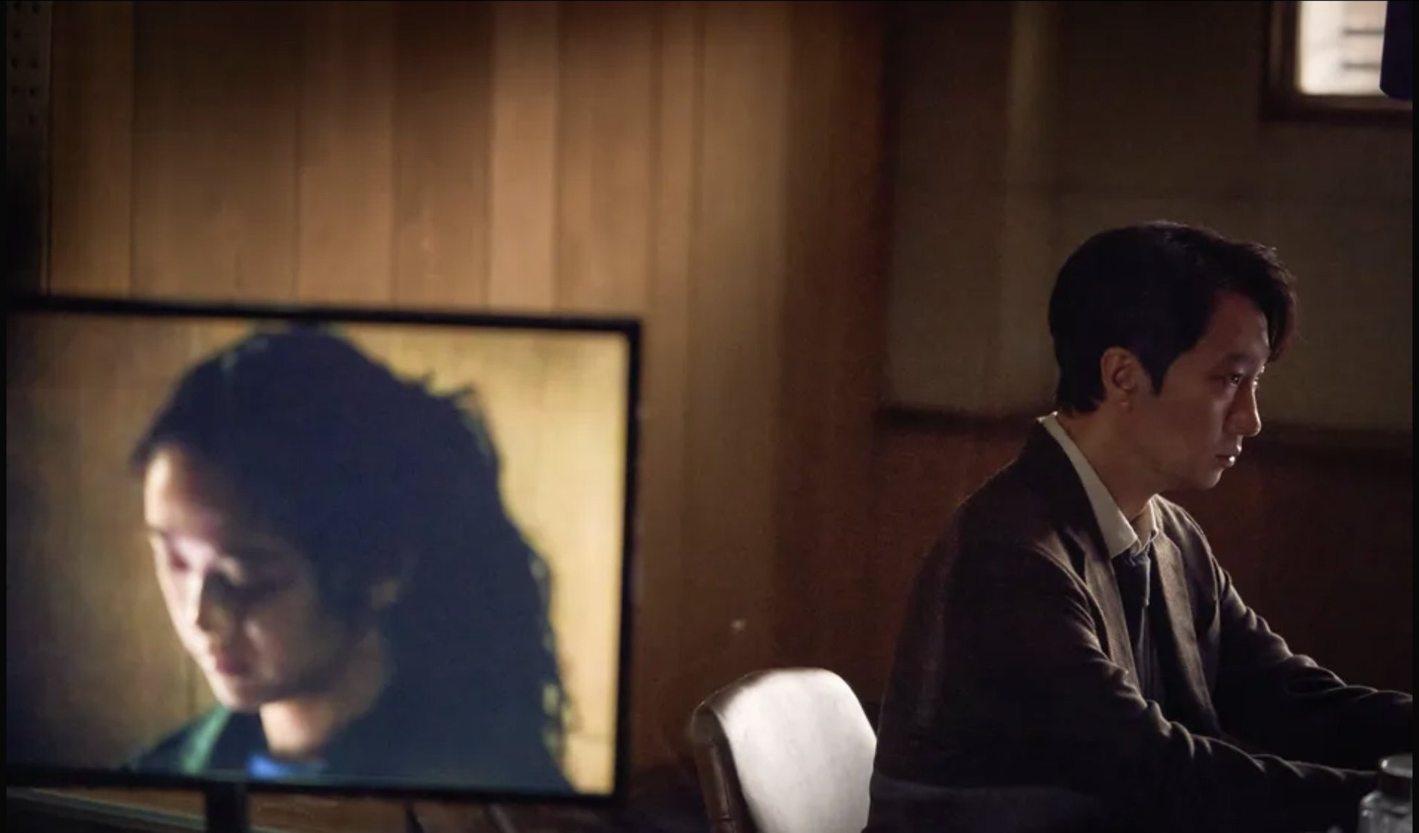 Review Decision to Leave Teka Teki Cinta Park Chan wook