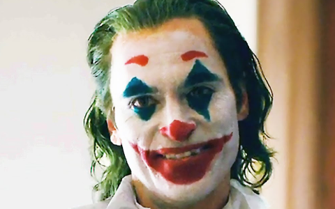 Review Film Joker: Kegilaan di Balik Senyum Pahit